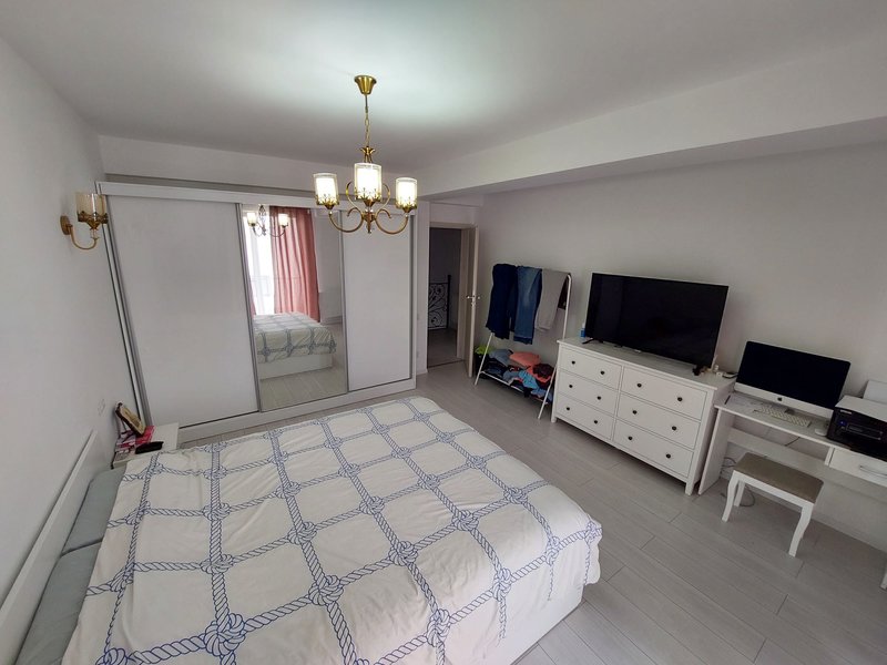 Domnesti, vila, panouri solare 6kw noi