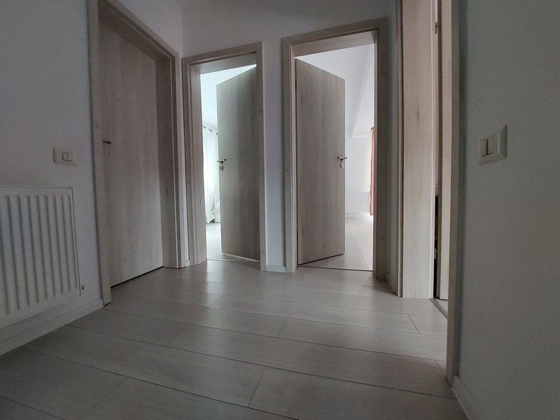 Domnesti, vila, panouri solare 6kw noi