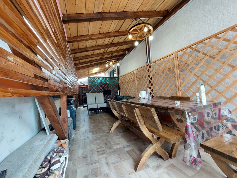 Domnesti, vila, panouri solare 6kw noi